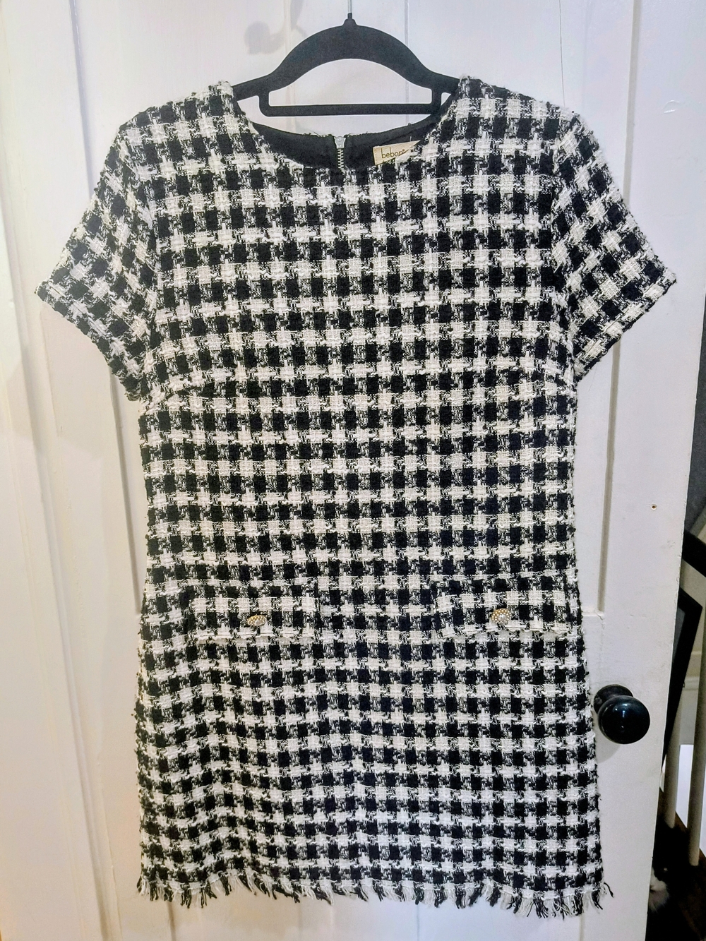 bebop Black and White Houndstooth Short Sleeve Shift Dress